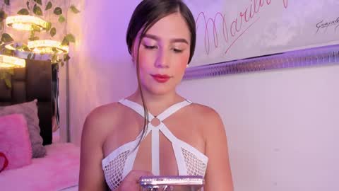 Lauren Blonde online show from January 27, 2025, 2:57 pm