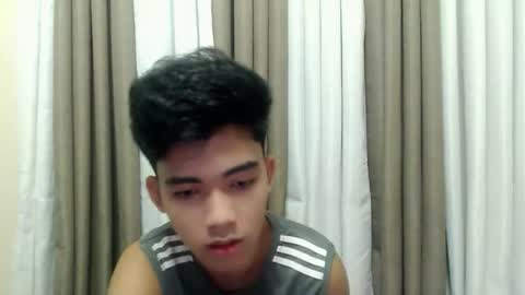 Snapshot of laurence_cuttieguyhere chatting on March 7, 2026, 5:43 pm laurence_cuttieguyhere online show from March 7, 2026, 5:43 pm