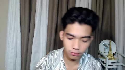 Snapshot of laurence_cuttieguyhere chatting on March 13, 2026, 6:14 pm laurence_cuttieguyhere online show from March 13, 2026, 6:14 pm