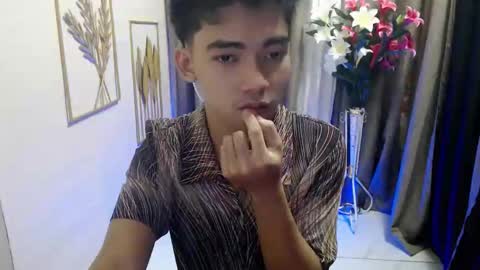 Snapshot of laurence_cuttieguyhere chatting on March 22, 2026, 6:11 pm laurence_cuttieguyhere online show from March 22, 2026, 6:11 pm