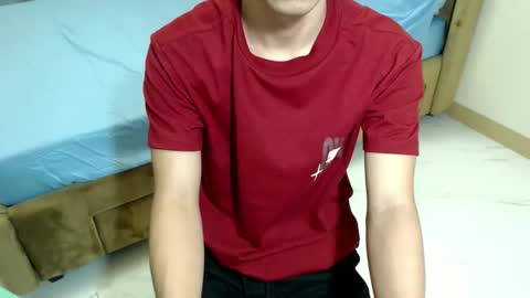 Snapshot of laurence_cuttieguyhere chatting on April 12, 2026, 3:50 pm laurence_cuttieguyhere online show from April 12, 2026, 3:50 pm