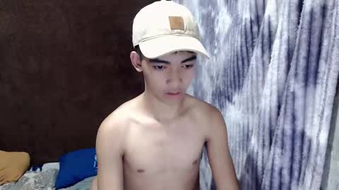 Snapshot of laurence_cuttieguyhere chatting on April 27, 2026, 6:55 am laurence_cuttieguyhere online show from April 27, 2026, 6:55 am