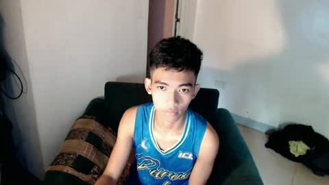 Snapshot of laurence_cuttieguyhere chatting on June 24, 2026, 6:23 am laurence_cuttieguyhere online show from June 24, 2026, 6:23 am