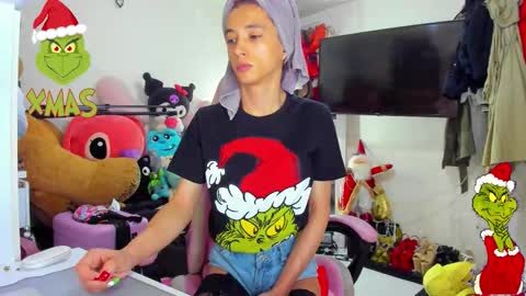 SF online show from December 14, 2025, 4:34 pm