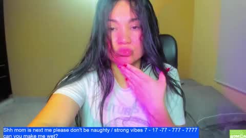 onlyfan laureng7 - 7 laureng2 online show from January 3, 2025, 8:11 pm