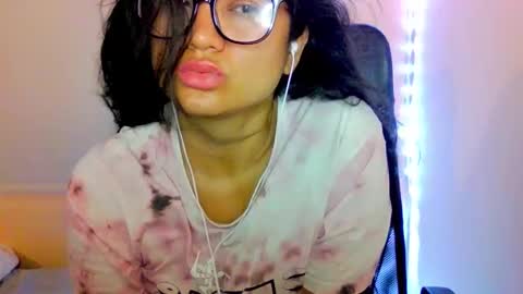 onlyfan laureng7 - 7 laureng2 online show from October 20, 2025, 4:18 pm