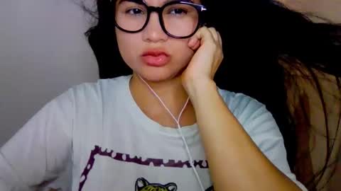 onlyfan laureng7 - 7 laureng2 online show from November 28, 2025, 5:37 pm