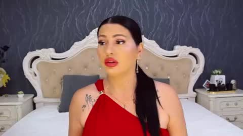Laura online show from June 19, 2026, 11:47 am