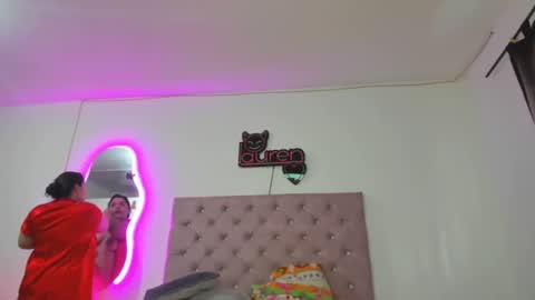 Snapshot of laurenlaine99 chatting on March 2, 2025, 12:54 pm laurenlaine online show from March 2, 2025, 12:54 pm