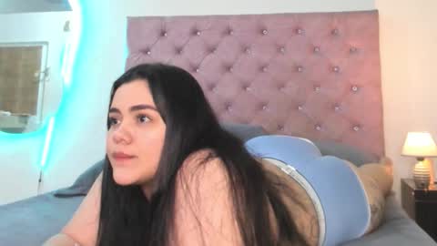 Snapshot of laurenlaine99 chatting on March 8, 2026, 4:49 am laurenlaine online show from March 8, 2026, 4:49 am