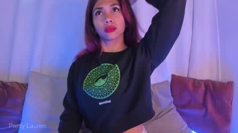 Lauren online show from November 5, 2025, 3:01 pm