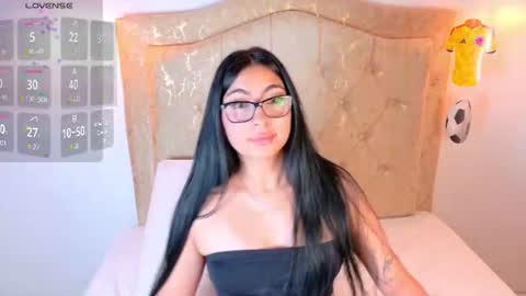 Snapshot of laurenn_smitth chatting on July 1, 2026, 12:51 pm laurenn_smitth online show from July 1, 2026, 12:51 pm