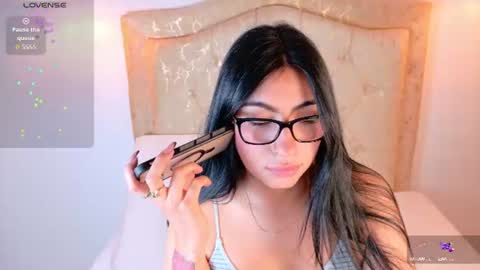 Snapshot of laurenn_smitth chatting on July 25, 2026, 12:47 pm laurenn_smitth online show from July 25, 2026, 12:47 pm
