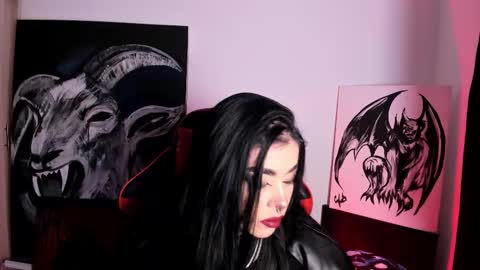 Snapshot of laurenrousexx chatting on October 2, 2025, 1:12 am LAUREN INDEPENDENT MODEL HELP ME REACH 100 LIKES PLS online show from October 2, 2025, 1:12 am