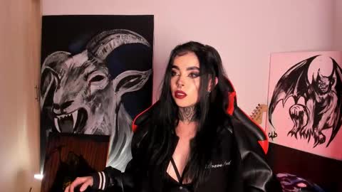 Snapshot of laurenrousexx chatting on October 15, 2025, 2:11 am LAUREN INDEPENDENT MODEL HELP ME REACH 100 LIKES PLS online show from October 15, 2025, 2:11 am