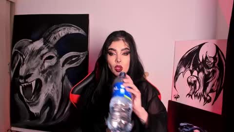 Snapshot of laurenrousexx chatting on October 24, 2025, 2:30 am LAUREN INDEPENDENT MODEL HELP ME REACH 100 LIKES PLS online show from October 24, 2025, 2:30 am