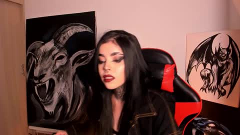 Snapshot of laurenrousexx chatting on October 28, 2025, 2:04 am LAUREN INDEPENDENT MODEL HELP ME REACH 100 LIKES PLS online show from October 28, 2025, 2:04 am