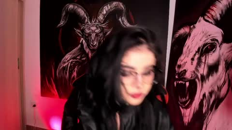 Snapshot of laurenrousexx chatting on May 16, 2026, 11:57 pm LAUREN INDEPENDENT MODEL HELP ME REACH 100 LIKES PLS online show from May 16, 2026, 11:57 pm