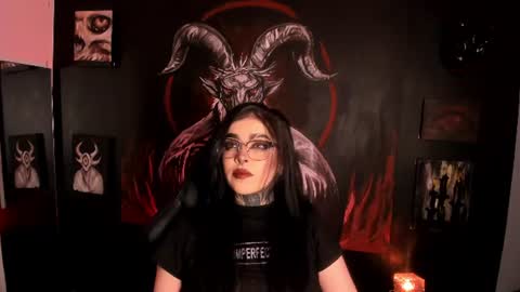 Snapshot of laurenrousexx chatting on June 14, 2026, 1:25 am LAUREN INDEPENDENT MODEL HELP ME REACH 100 LIKES PLS online show from June 14, 2026, 1:25 am