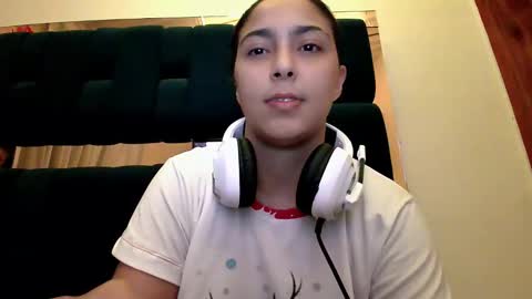 Snapshot of laurent0502 chatting on January 14, 2025, 5:08 am Laurent online show from January 14, 2025, 5:08 am
