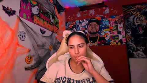 Laurent online show from October 18, 2025, 5:54 am