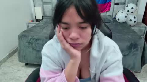 laurent online show from June 27, 2026, 3:22 am