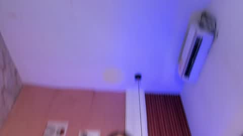 laurenthferrer online show from July 3, 2026, 10:10 am