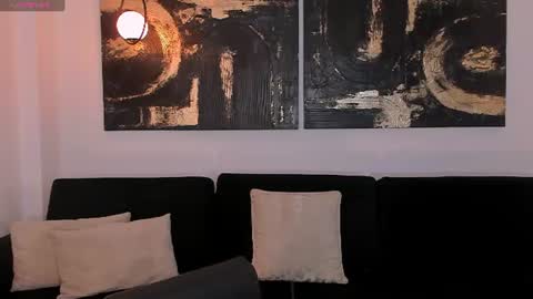 Laurent Rosse  online show from June 26, 2026, 8:02 pm