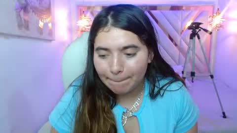 Snapshot of laurha_ chatting on July 20, 2026, 7:27 pm laura online show from July 20, 2026, 7:27 pm