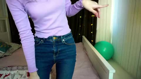 Kate online show from May 6, 2026, 8:41 am