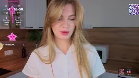 Snapshot of lauriegutierrez chatting on January 7, 2026, 5:10 am Laura online show from January 7, 2026, 5:10 am