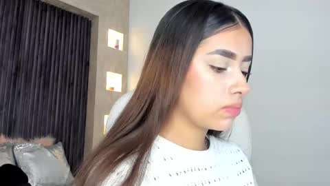 Snapshot of laurin_clauz chatting on October 23, 2025, 4:50 pm Lau online show from October 23, 2025, 4:50 pm
