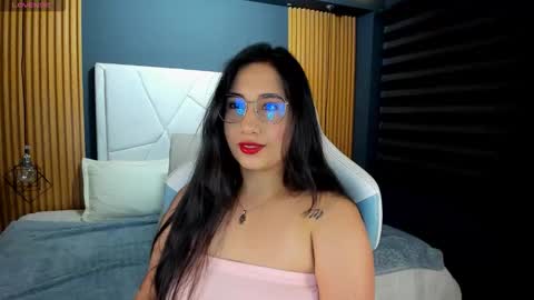 Lau Roberts online show from September 15, 2025, 3:39 am