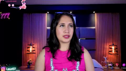 Lau Roberts online show from April 23, 2026, 4:03 am