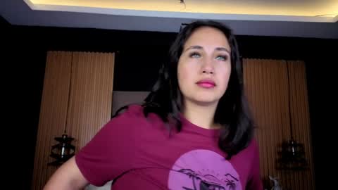 Lau Roberts online show from April 24, 2026, 4:04 am