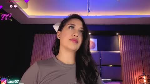 Lau Roberts online show from June 19, 2026, 3:44 am