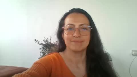 Laury  online show from April 3, 2026, 10:08 pm