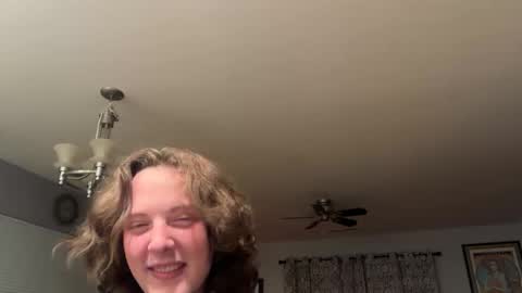 Snapshot of lausfavorite chatting on October 14, 2025, 6:14 am lausfavorite online show from October 14, 2025, 6:14 am