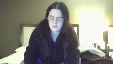 Snapshot of lauvlylu chatting on February 16, 2026, 9:16 am lauvlylu online show from February 16, 2026, 9:16 am