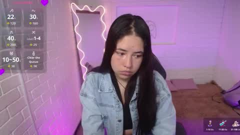 Snapshot of lauxury_tay chatting on October 7, 2025, 3:14 am Lauxury  online show from October 7, 2025, 3:14 am