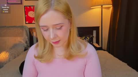 Snapshot of lavender_tender chatting on May 8, 2026, 6:02 pm Lav online show from May 8, 2026, 6:02 pm