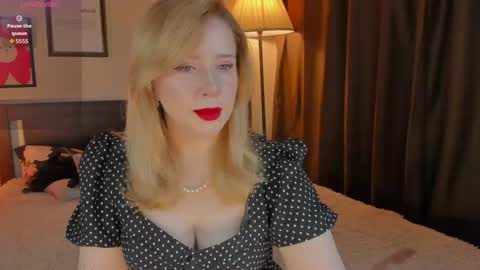 Snapshot of lavender_tender chatting on May 19, 2026, 5:47 am Lav online show from May 19, 2026, 5:47 am