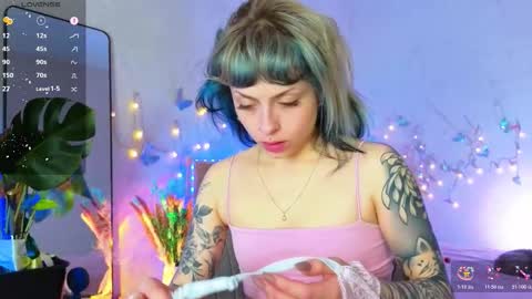 Snapshot of lavenderlav chatting on February 25, 2026, 11:42 am Melissa online show from February 25, 2026, 11:42 am