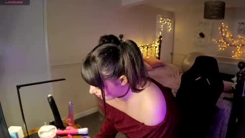 Lavenderrzz online show from May 12, 2026, 2:36 pm