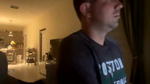 Snapshot of law_cambio chatting on December 9, 2024, 9:49 am law_cambio online show from December 9, 2024, 9:49 am