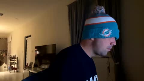 Snapshot of law_cambio chatting on January 11, 2025, 10:51 am law_cambio online show from January 11, 2025, 10:51 am