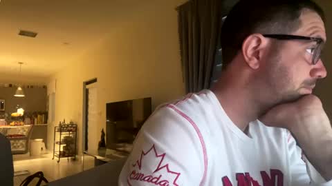 Snapshot of law_cambio chatting on March 9, 2025, 11:36 am law_cambio online show from March 9, 2025, 11:36 am