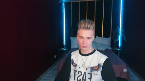 Lawrence online show from September 22, 2025, 10:39 am