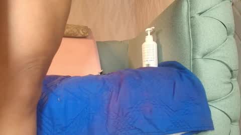 Snapshot of lay_madison chatting on February 22, 2025, 7:14 pm Lay Madison online show from February 22, 2025, 7:14 pm