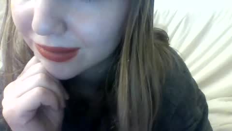 layannalea online show from January 23, 2025, 5:24 am